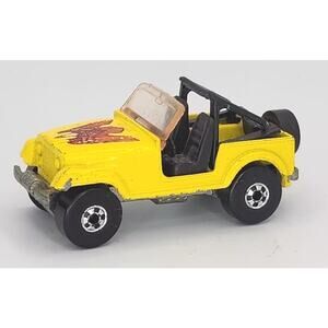1981 Hot Wheels Yellow Jeep CJ-7 Eagle Hood‎ Diecast PB32